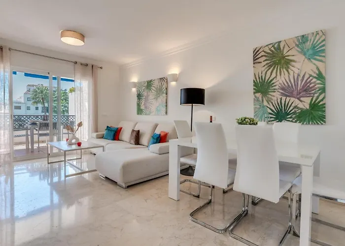 דירה Mediterranean Getaway Seaviews At Puerto Banus מארבלה