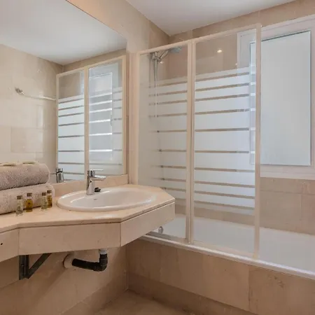 Apartment Mediterranean Getaway Seaviews At Puerto Banus