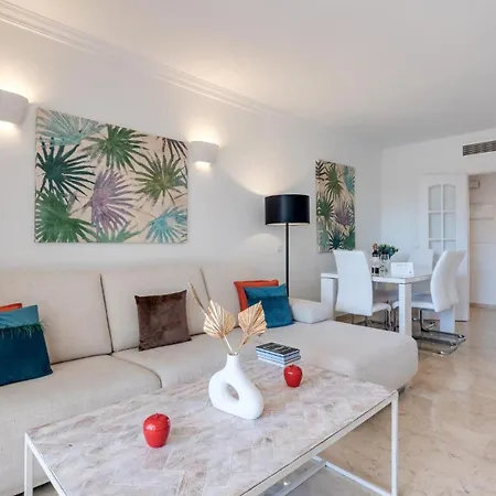 Apartment Mediterranean Getaway Seaviews At Puerto Banus Marbella