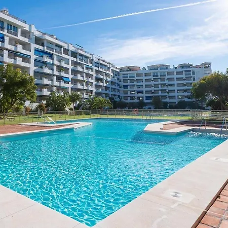 Mediterranean Getaway Seaviews At Puerto Banus 公寓 *