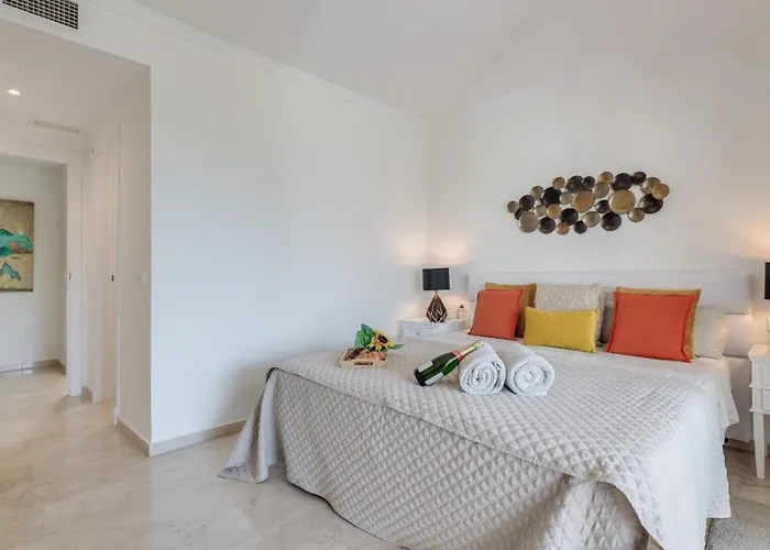 Mediterranean Getaway Seaviews At Puerto Banus Apartmán